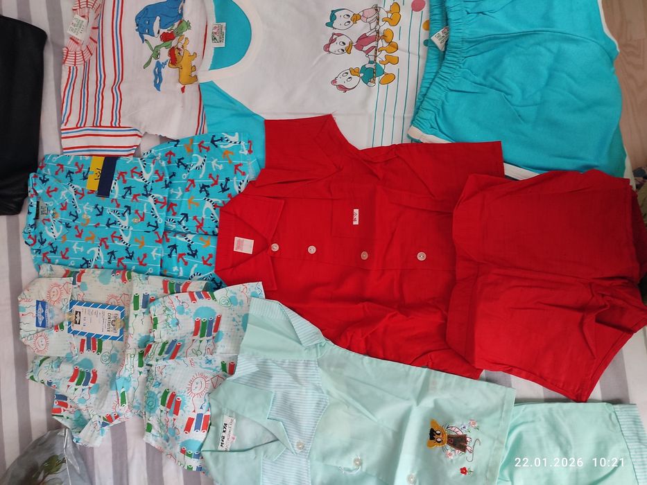 Футболочки, костюмчики для діток 2-4 р