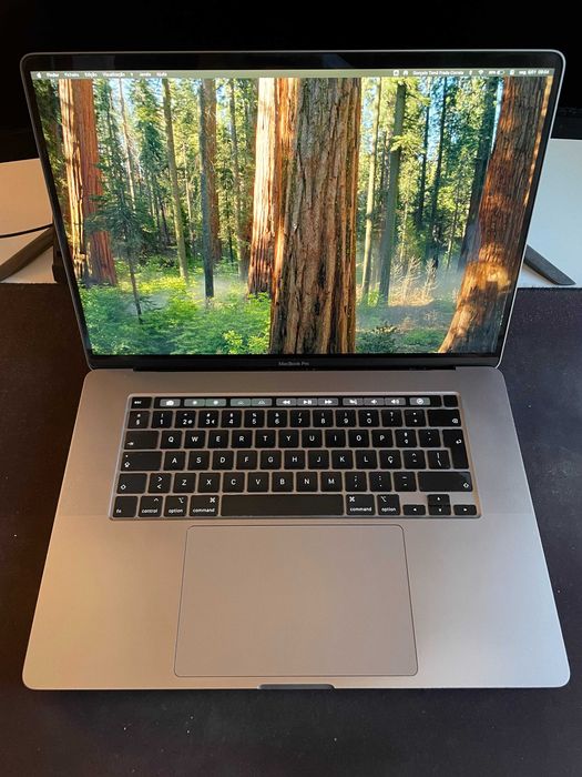 Macbook Pro 16" | i9 | 32Gb RAM | 500Gb SSD | Bateria trocada em Julho
