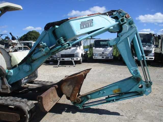 Экскаватор гусеничний Yanmar B3-6A