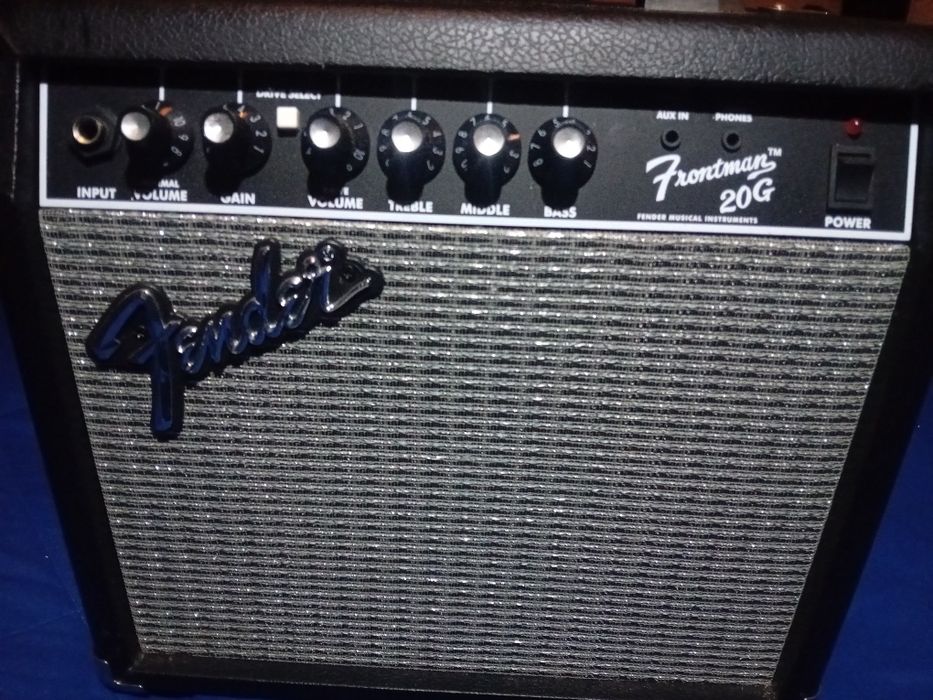 Amplificador Frontman 20G