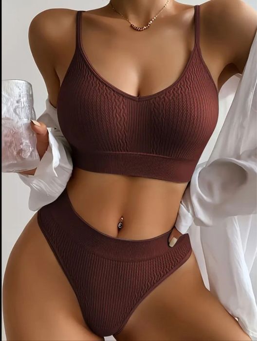 Жіночий комплект нижньої білизни М