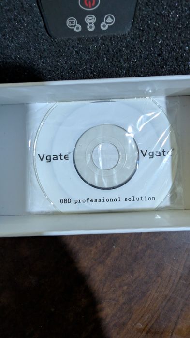 Професіональний сканер OBD II ( iCar)