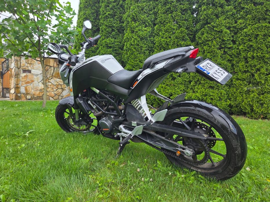Motocykl Ktm duke 125