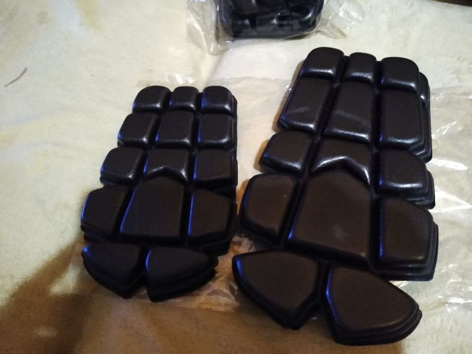 ochraniacze na kolana i łokcie