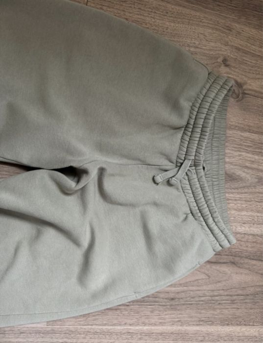 Luźny dres over size