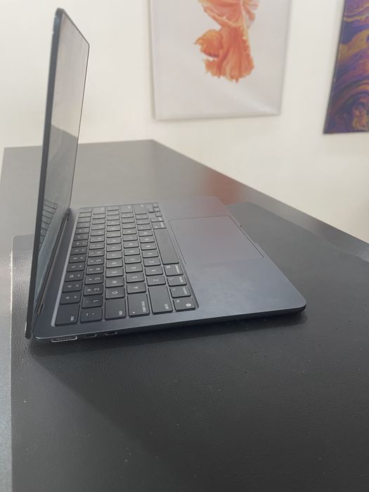 MacBook Air M2 13” (2022) 8/256 GB
