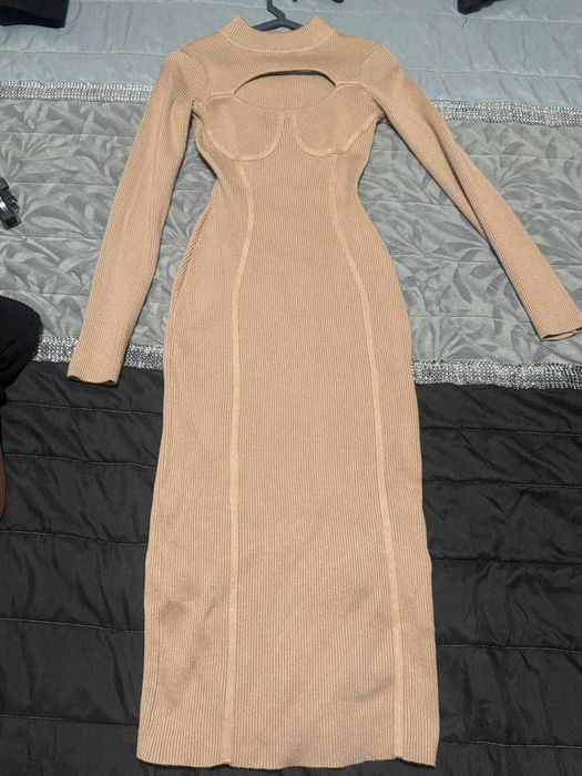 Vestido bege usado apenas uma vez S/M