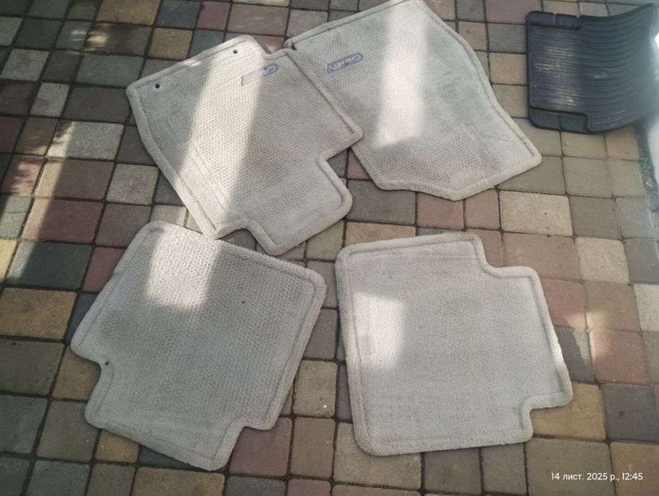 Килимки для камрі!