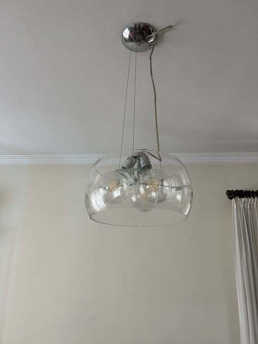 Candeeiro suspenso em vidro e inox