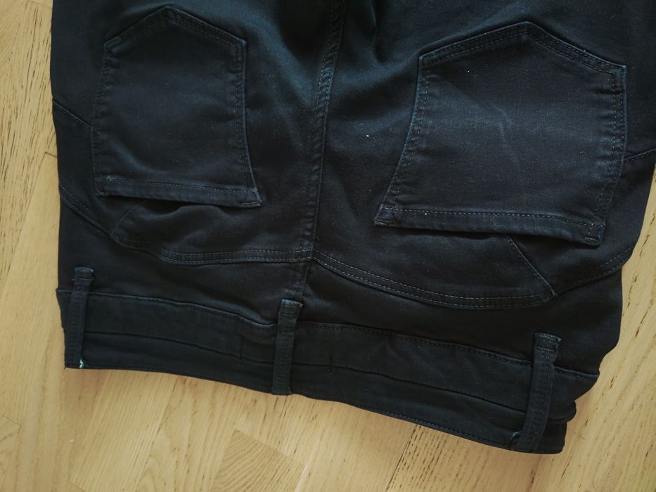 Czarne jeansy regular