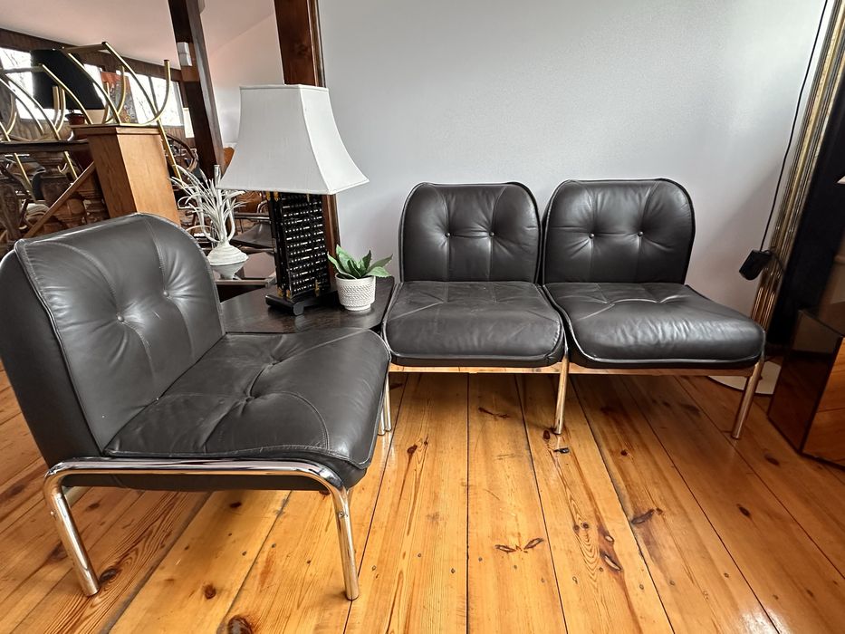 Girsberger zestaw mebli: sofa, fotel, stolik. Hans Eichenberger