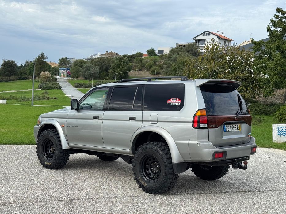 Mitsubishi Pajero Sportwagon 2.5TD GLS