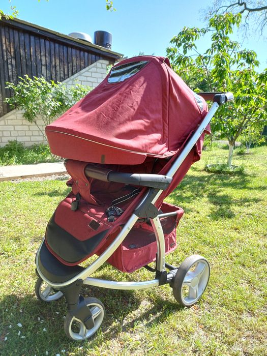 Прогулянковий візок CARRELLO Vista