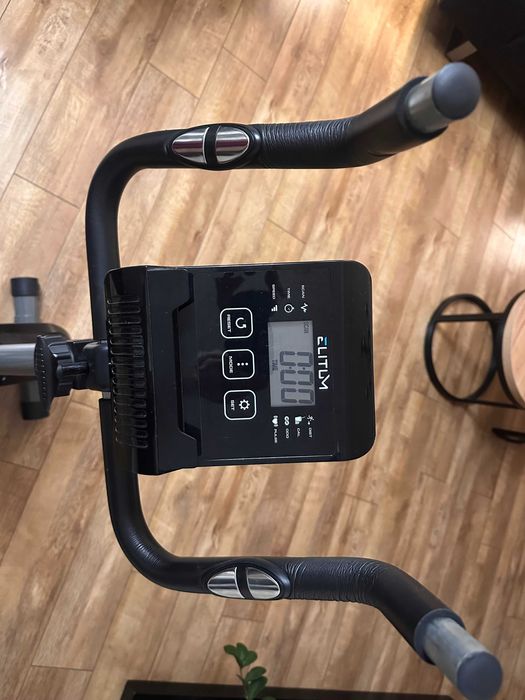 Rower treningowy Elitum, stan bardzo dobry, odbiór osobisty.