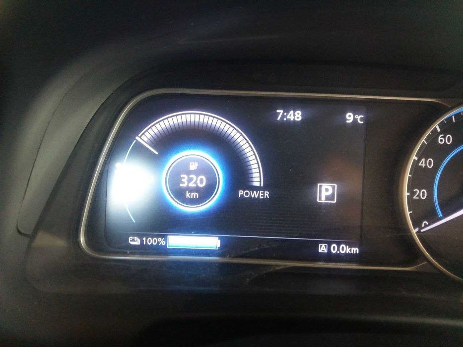 Nissan Sylphy — надёжный электрический седан (2019 года)