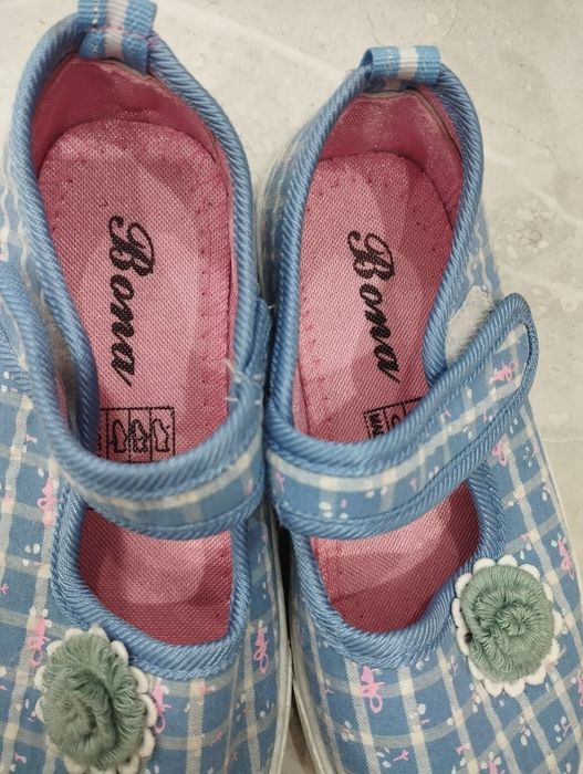 Kapcie dla dziewczynki