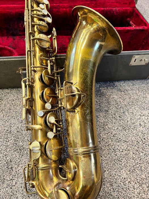 Saksofon tenorowy Conn Chu Berry