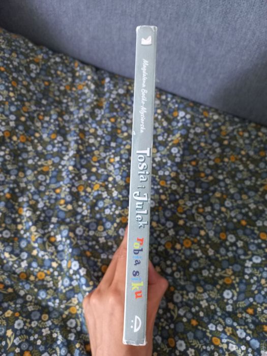 Tosia I Julek robią siku