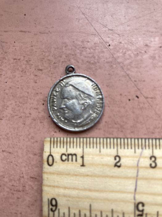 Medalik z Janem Pawle Il stary metal