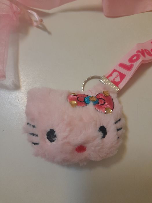Porta chaves e fitas para o pescoço Hello kitty