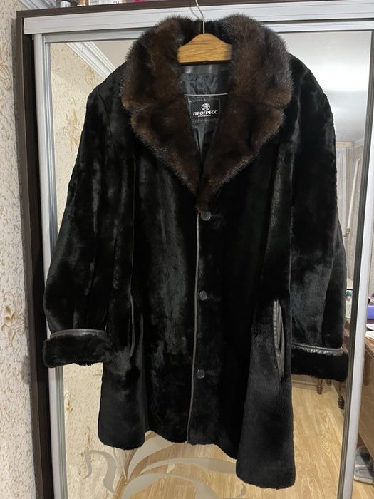 Шуба чоловіча натуральна цигейка 56 розмір