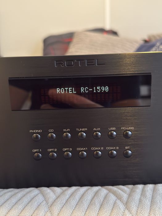 Rotel RC 1590 przedwzmacniacz Ustrzyki Dolne • OLX.pl