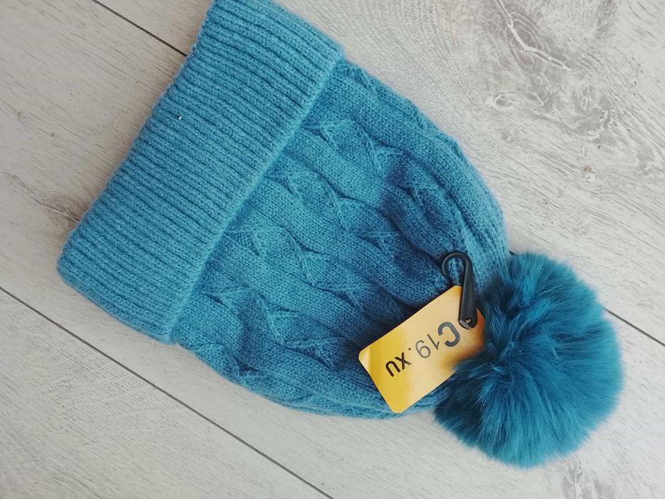 Czapka ocieplana damska nowa