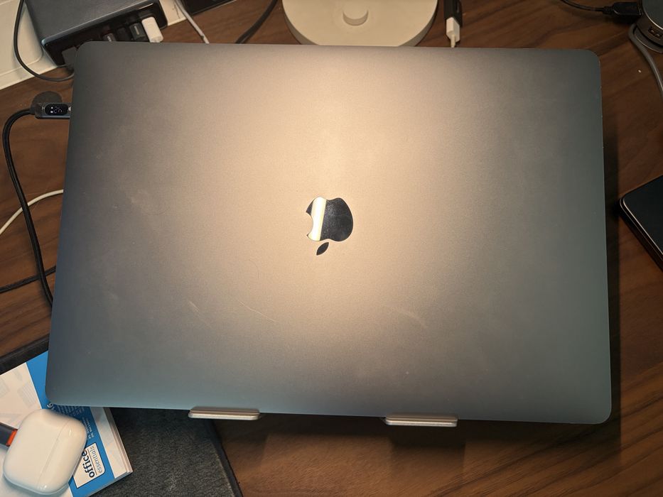 Apple MacBook Pro 16” (2019) i7 / 16 Gb RAM / 512 Gb SSD