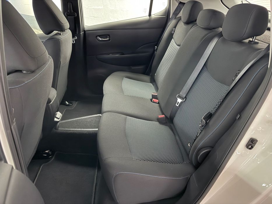 NISSAN LEAF 100% elétrico