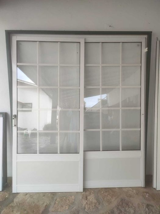 Janelas de correr com vidro duplo