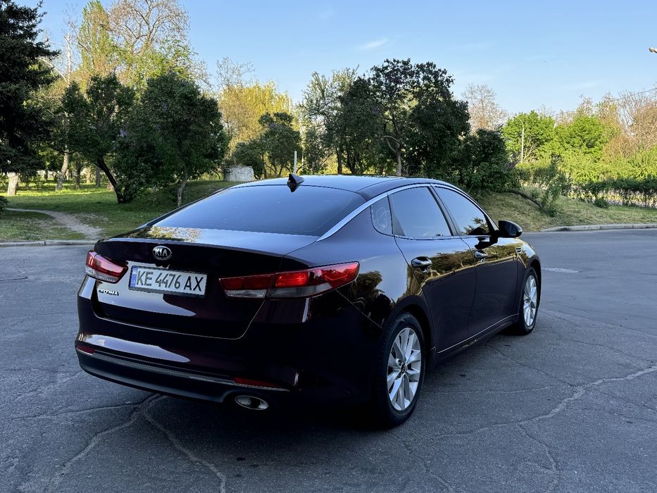 Продам Kia Optima 2016 года