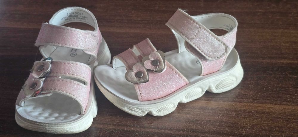 Buty dla dziecka Puma i sandaly Adidas