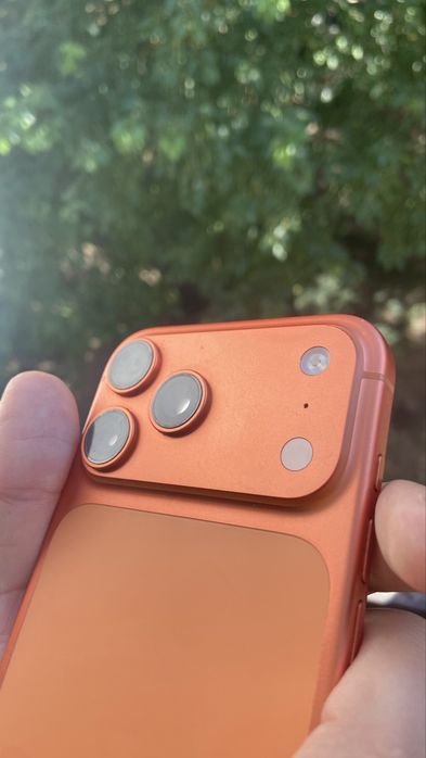 Iphone 17 pro max orange / 256gb / 95% / e-sim