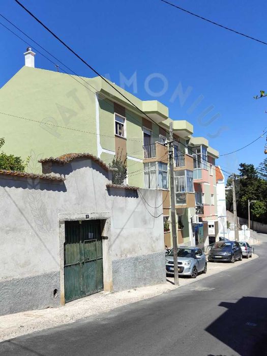 Apartamento T2 para venda em Sassoeiros, Carcavelos – Ler descrição