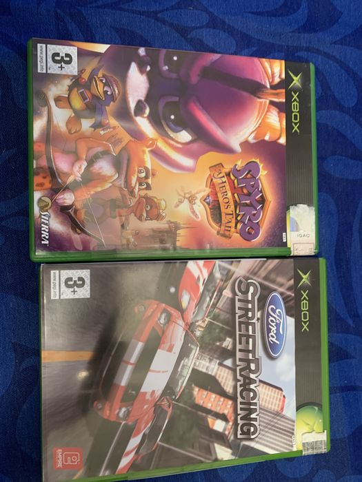 2 jogos xbox . Streetracing ford e spyro