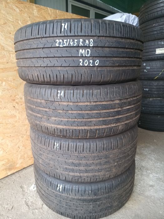Komplet opon 225/45R18 Continental
