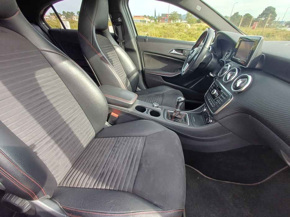 Mercedes A180 AMG LINE