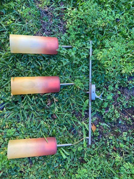 Dois Candeeiros De 3 Lâmpadas Cada, Copos Em Vidro