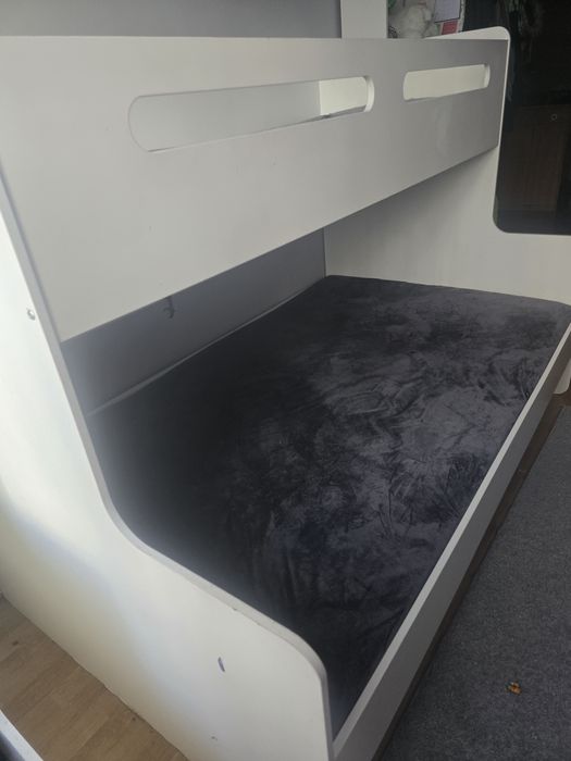 Oddam za darmo lozko piętrowe