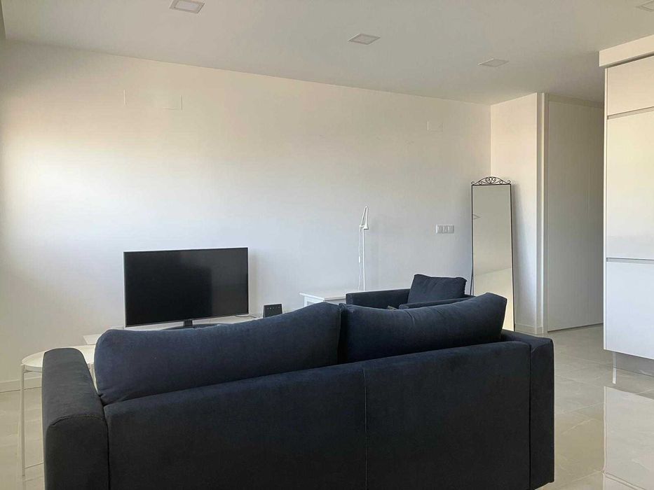 Apartamento T1 Novo com Garagem - Para férias em Sesimbra