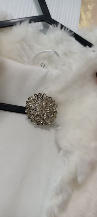 Весільна шубка в хорошому стані