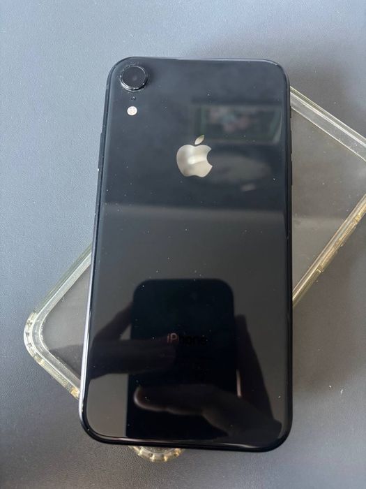 Продам айфон хр на 64