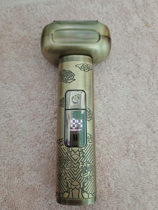 Электробритва сетка с встроенным триммером.