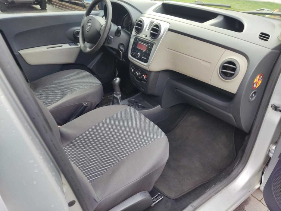 Dacia Dokker 2013 1.6 BENZYNA