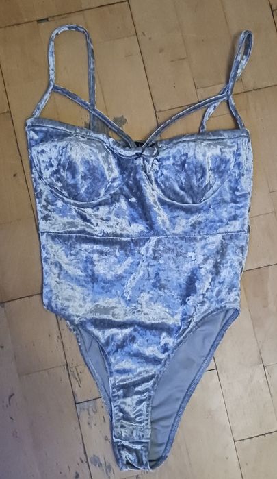 Damskie body boohoo