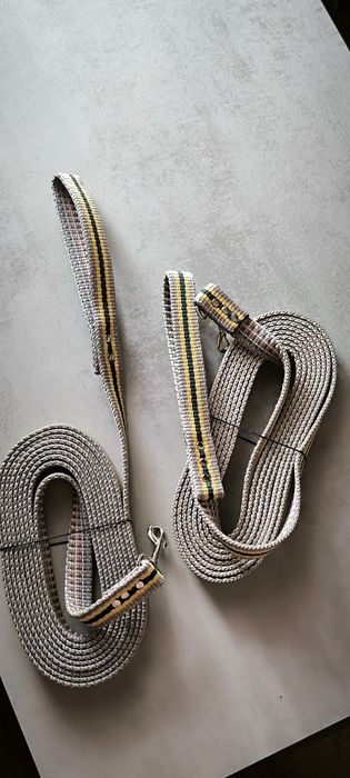 Продам поводки для Крупных  и Мелких  собак