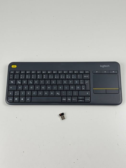 Klawiatura bezprzewodowa z touchpadem Logitech K400 Plus Black DE (920-007127)
