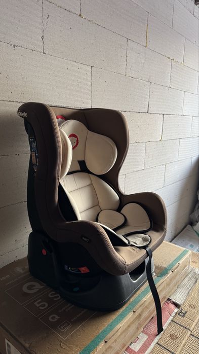 Автокресло LIONELO