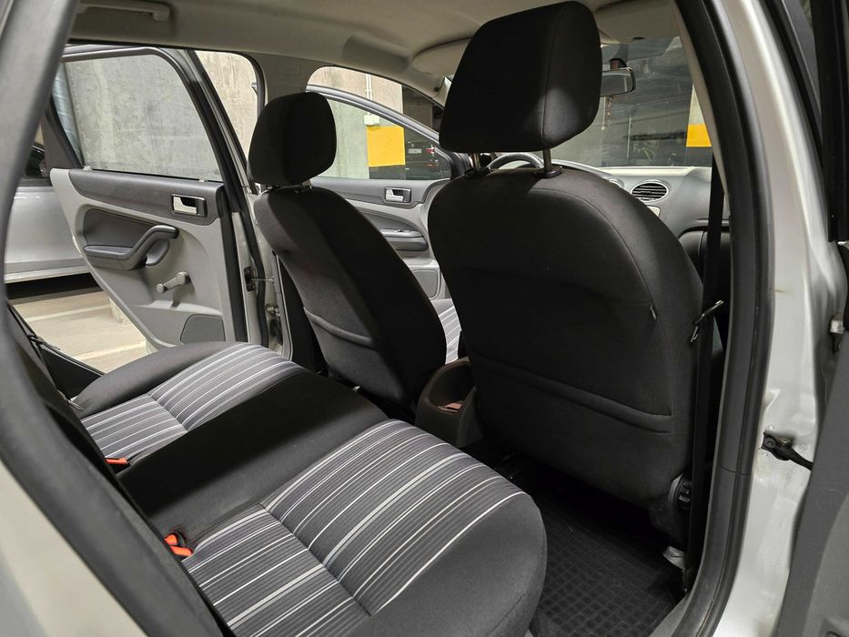 Ford Focus Kombi MK2 1,6 TDCI-90 KM