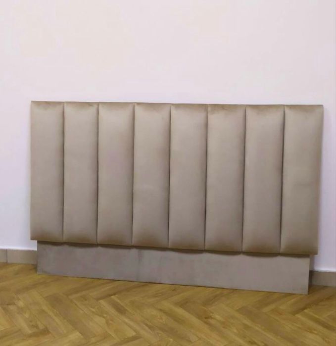 Спинка для ліжка тепла спинка.